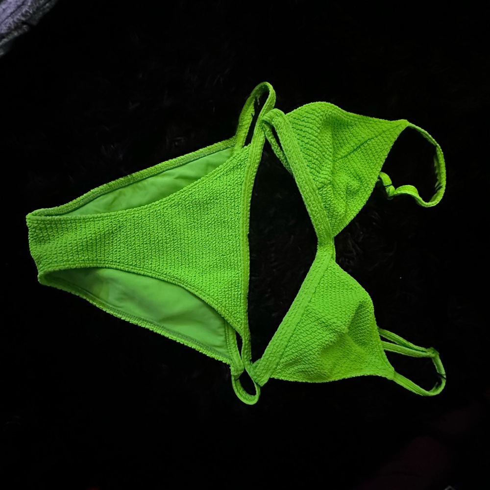 GREEN SWIM SUIT